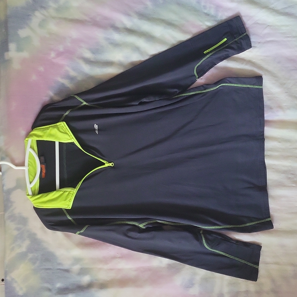 Mens XL Avia long sleeve workout running quarter zip pullover